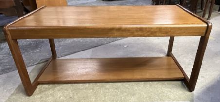 Mid-Century teak rectangular coffee table, on open end supports with stretcher, W96cm D43cm H 43cm