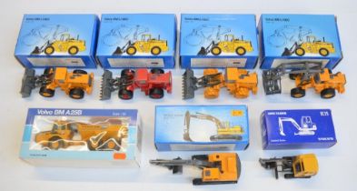 Collection of diecast Volvo plant models to include 4x 1/50 scale BM L180C with various