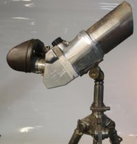 WWII German Flak Binoculars on steel telescopic tripod, stamped D.F. 10x80, clean lenses, rubber eye