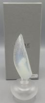 Lalique 'Coquillage' glass perfume bottle, opalescent decorative stopper, boxed, H16cm