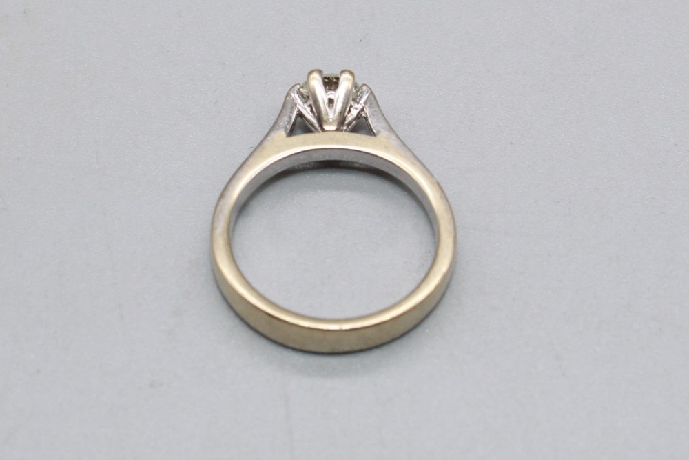 18ct white gold solitaire ring, set with brilliant cut diamond, approx. weight 0.37ct, stamped - Image 2 of 3