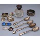 Edward VII four silver teaspoons, Sheffield 1903; Victorian gold metal reversible mourning brooch;