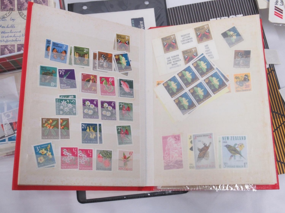 Mixed and assorted collection of C20th British and International stamps and FDCS, to include New - Image 9 of 11