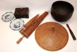Tibetan bronze singing bowl, D30.5cm; two Chinese paper parasols; Chinese woven straw hat; two