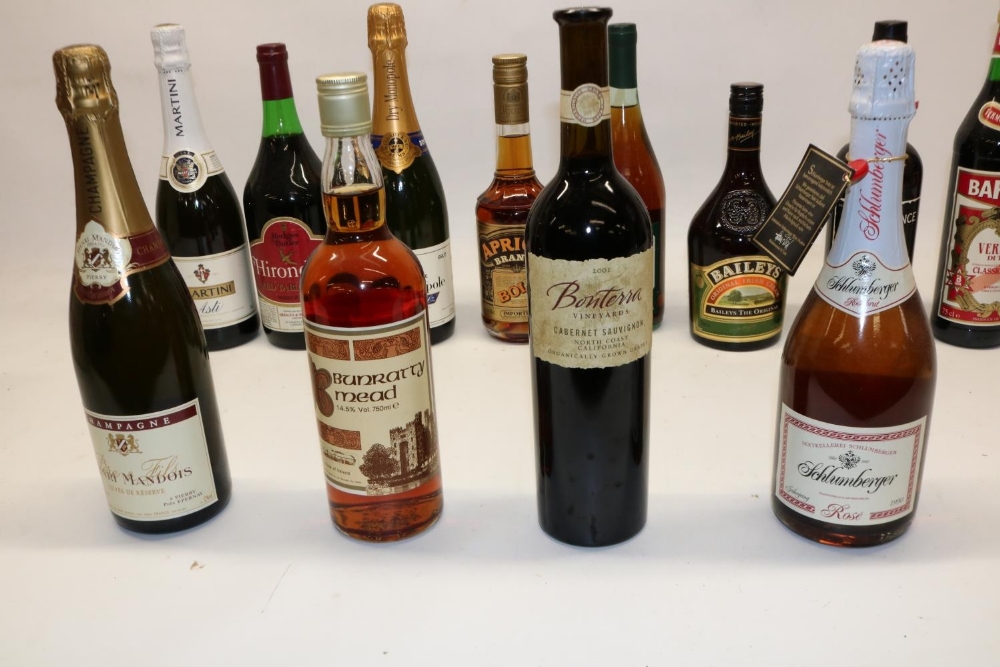 Collection of 12 btls. of alcohol, incl. Conference Fine Ruby Port, champagne, etc. (12) - Image 2 of 3