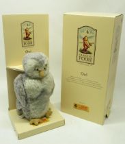 Steiff: 'Owl' from the Winnie the Pooh 'Classic Pooh' series, limited edition of 5000, H25cm, with
