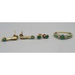 9ct gold single stone emerald ring, stamped 375, and two pairs of emerald earrings stamped 9k (5)