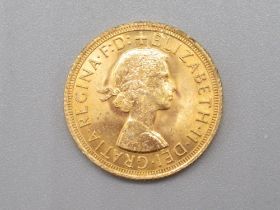 ER.II 1963 sovereign, 8.1g