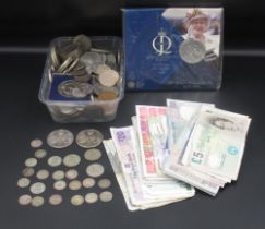 Collection of assorted GB and international coins and banknotes, incl. 23 pre-1947 GB silver content