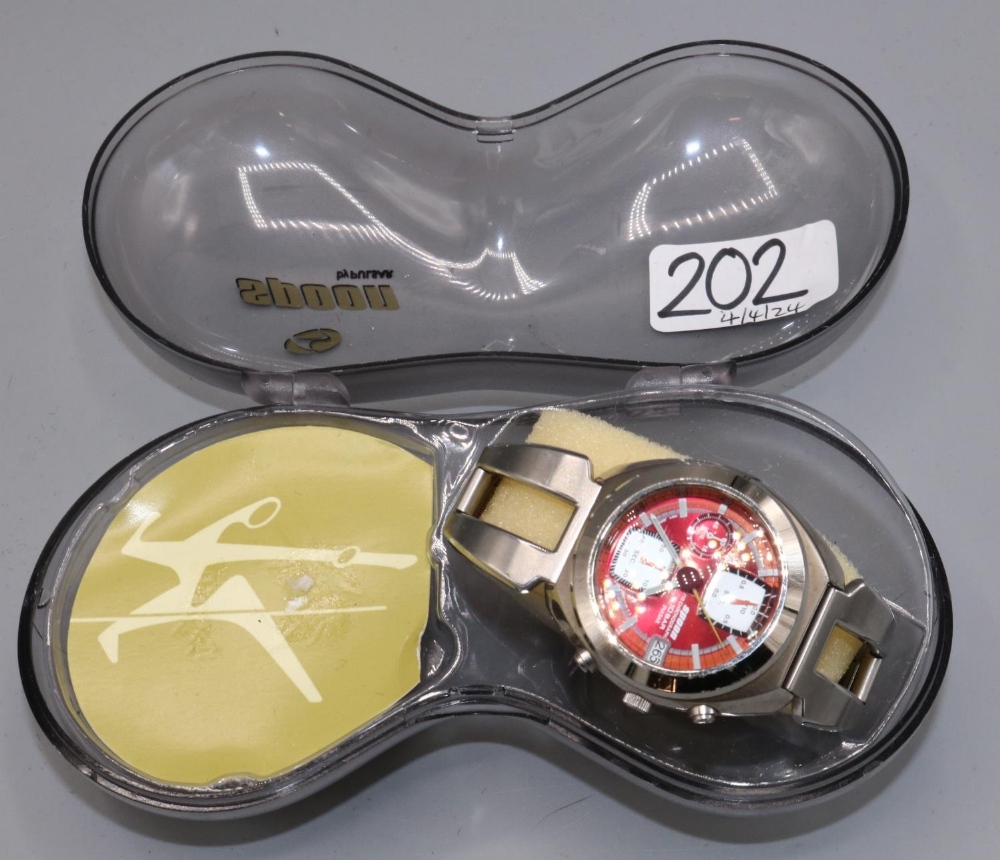 Spoon by Pulsar stainless steel quartz 1/10th second chronograph wristwatch with date, signed red - Image 2 of 2