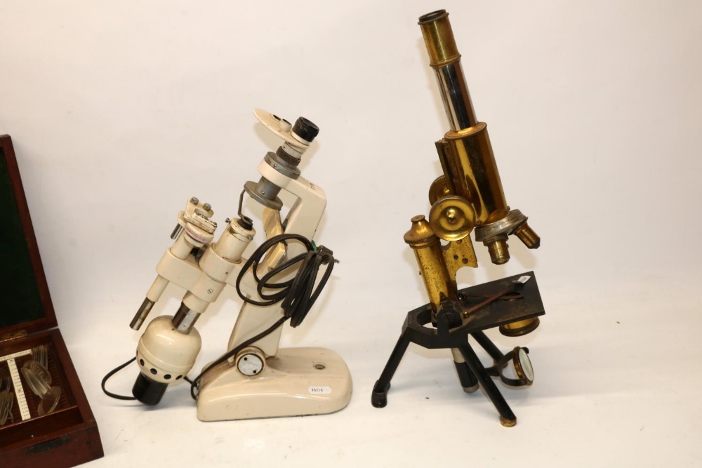 J. Swift & Son lacquered brass monocular microscope with rotating three lens objective section - Image 3 of 3