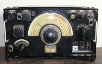 WWII interest c1940s Air Ministry R-1155 radio communication receiver, plaque to front, 41cm x 22.