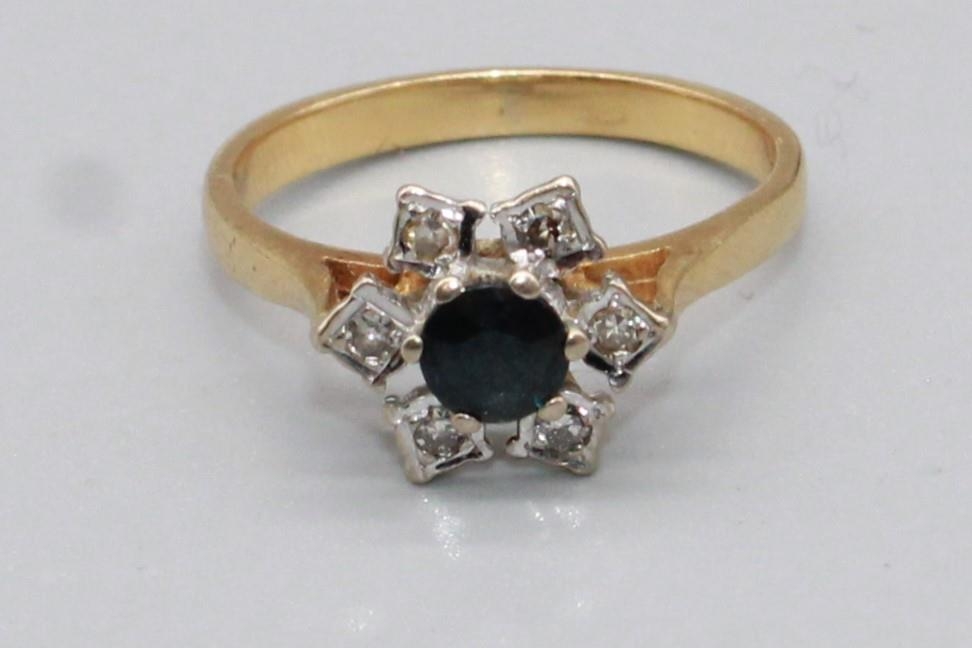 18ct yellow gold sapphire and diamond star cluster ring, stamped 18, size N, 3.2g - Image 2 of 3
