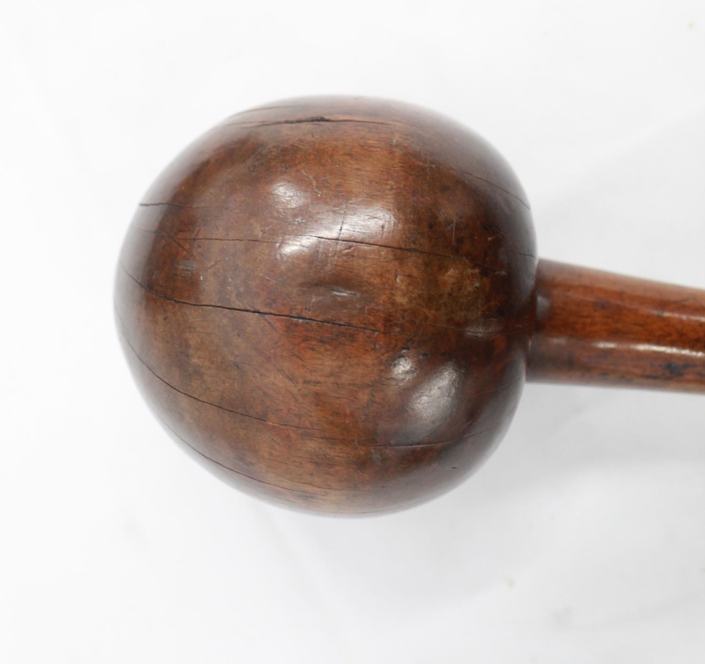 Circa 19th century South African Zulu hardwood knobkerrie with tapering shaft. Overall length 58cm - Image 2 of 3