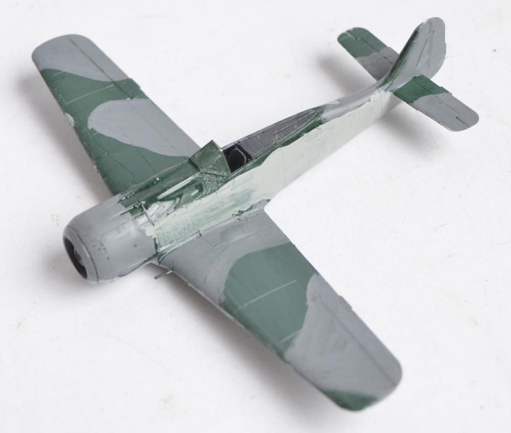 Collection of model kits to include Eduard Royal Class R0012 1/72 Fw190A-8 set with 4 Fw190A-8 - Image 6 of 12