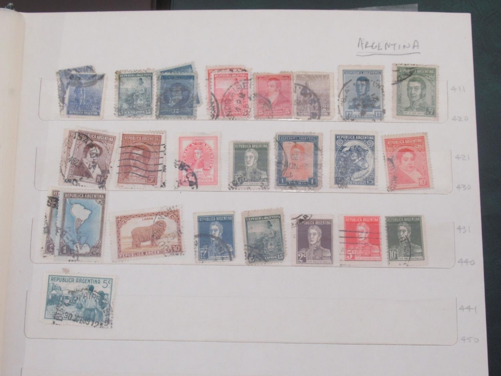 Davo Liechtenstein stamp album, 2 stamp albums cont. various world stamps, Davo USA stamp album - Image 9 of 17