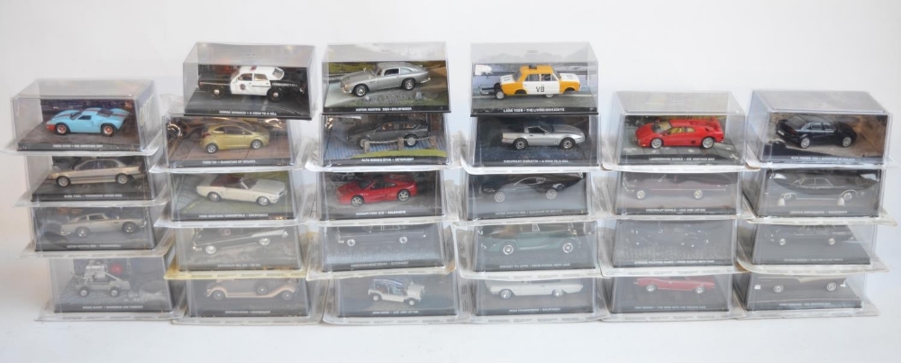 Seventy nine cased 1/43 scale diecast James Bond vehicle models from GE Fabbri to include Moon - Image 5 of 8