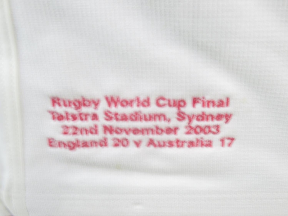 Framed Limited Edition 1 of 20 2003 Rugby World Cup Final England replica shirt signed by Martin - Bild 4 aus 4