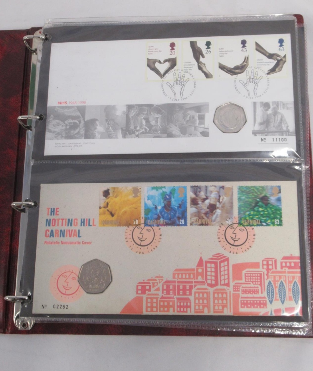 Assorted collection of Coin covers in folder and loose to inc. The 100th Year of HM Queen - Image 7 of 18