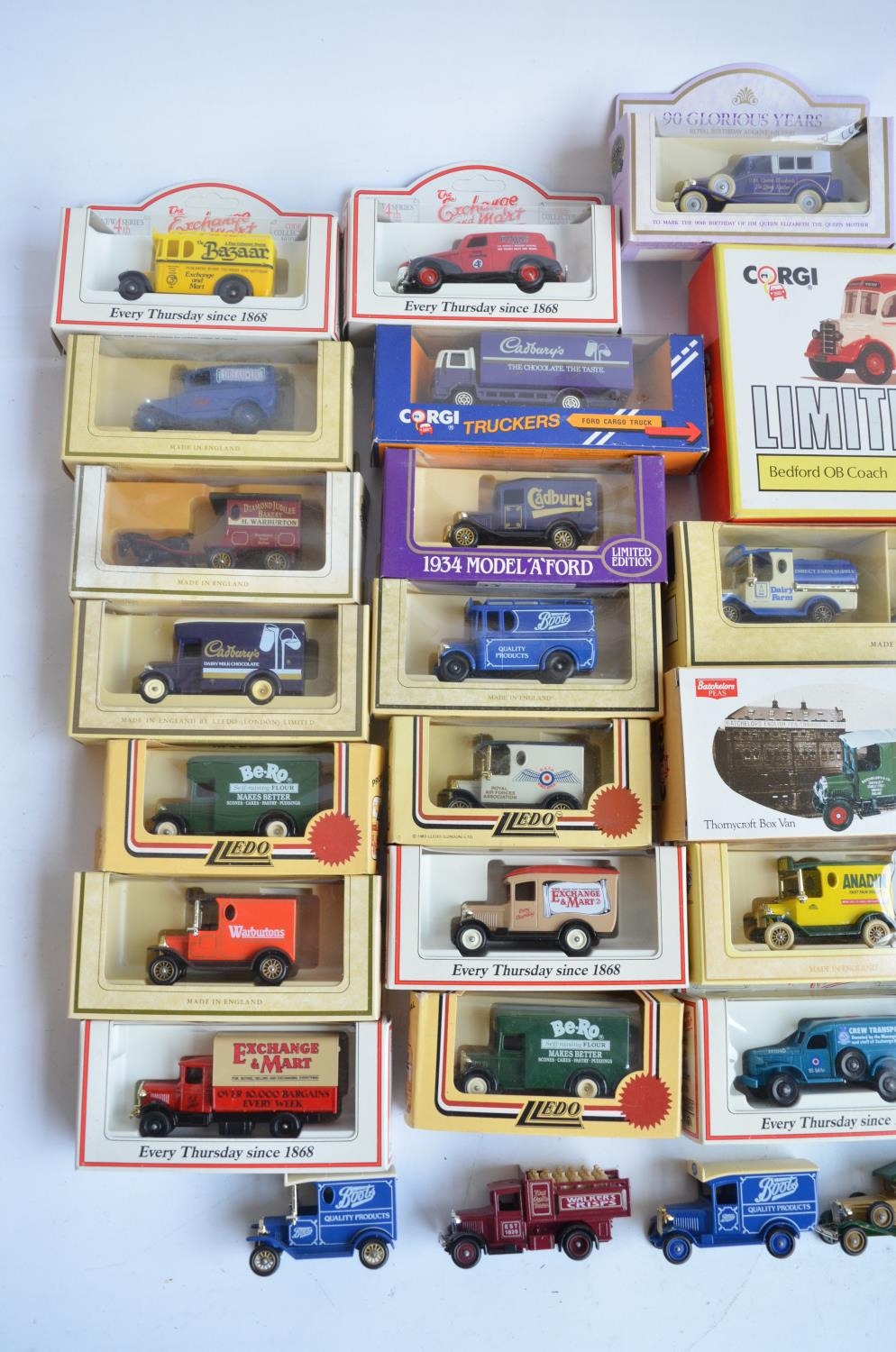 Collection of diecast model vehicles and aircraft from Lledo, Corgi and Tonka Polistil. Models - Image 4 of 6