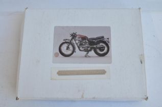 Classic Model Motorcycles 1/9th scale 1961 Triumph TR6 Trophy white metal model motorbike kit with