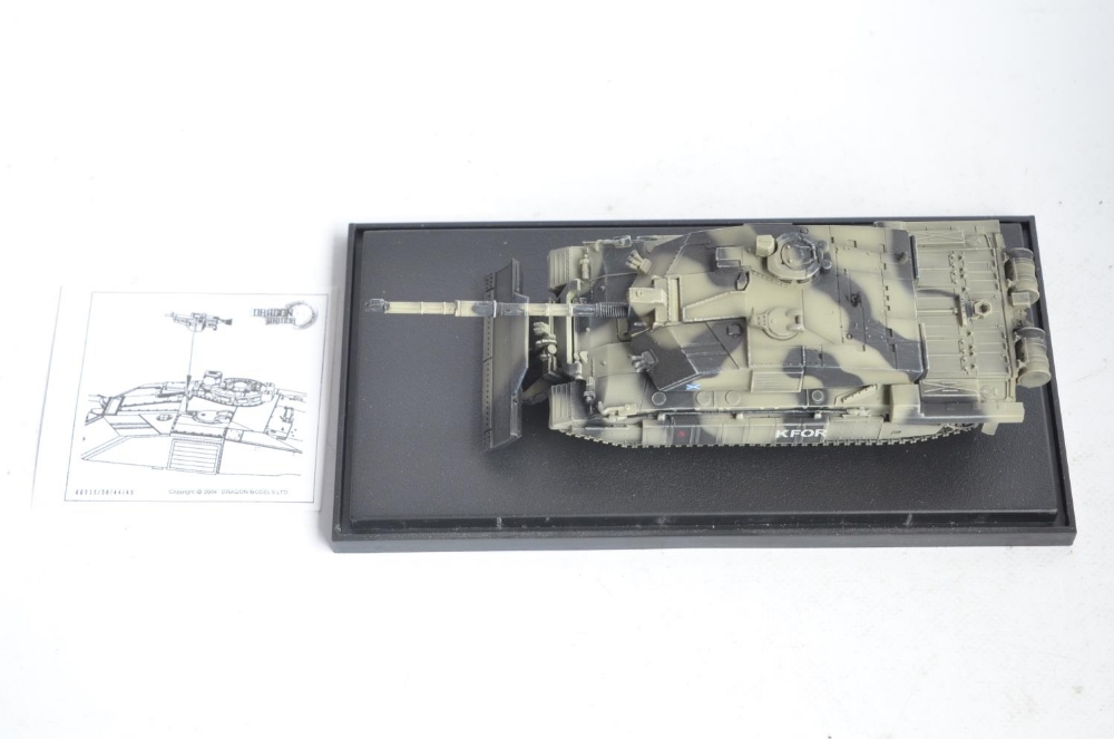 Collection of 1/72 scale diecast WWII to modern armour models to include 23 DeAgostini examples ( - Image 8 of 8