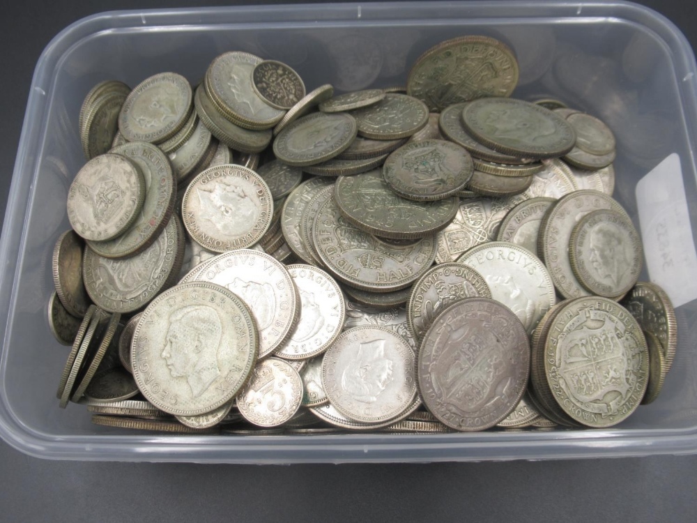 Collection of assorted Post 1920/Pre-1947 GB silver content coins to include Crowns, Half-Crowns, - Image 2 of 2