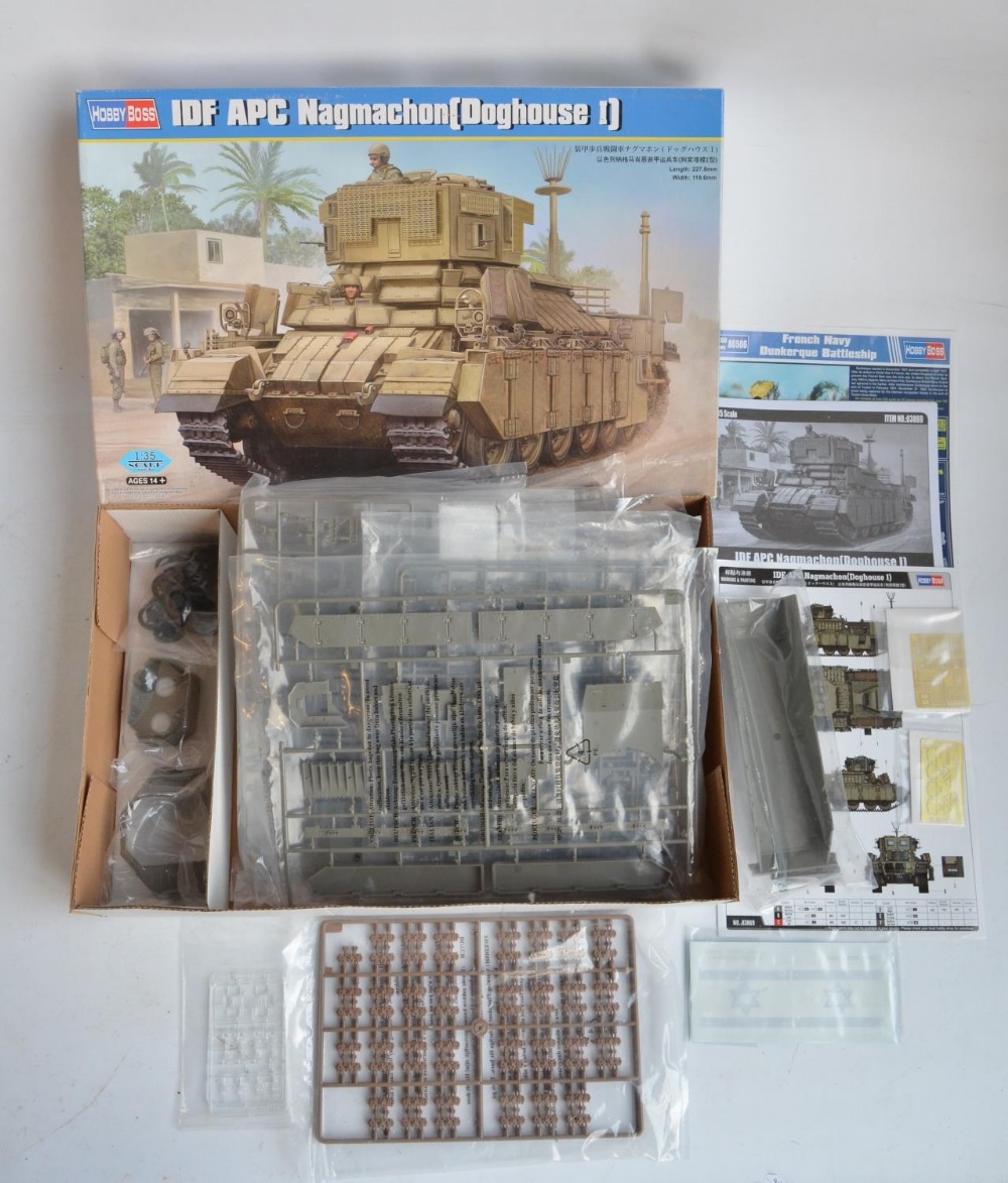 Eight unbuilt 1/35 post war tank and armoured vehicle plastic model kits to include Tamiya T-55A and - Image 5 of 8