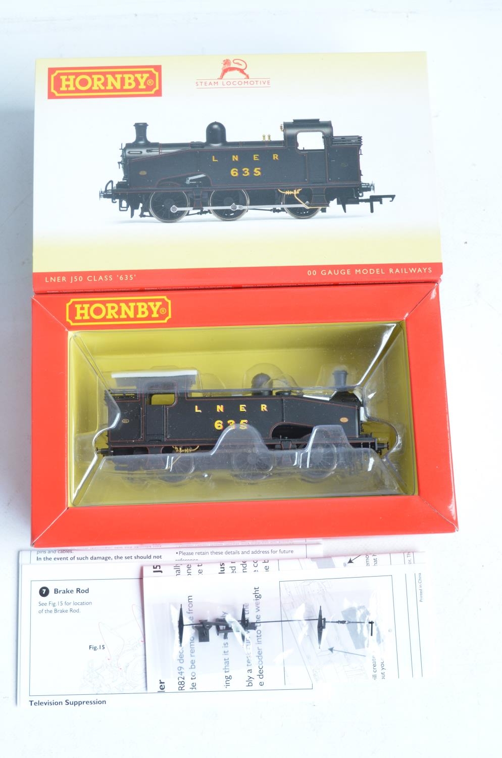 Bachmann OO gauge Digital Freight Set 30-045 with Class 25 diesel and replacement goods wagons ( - Image 7 of 13