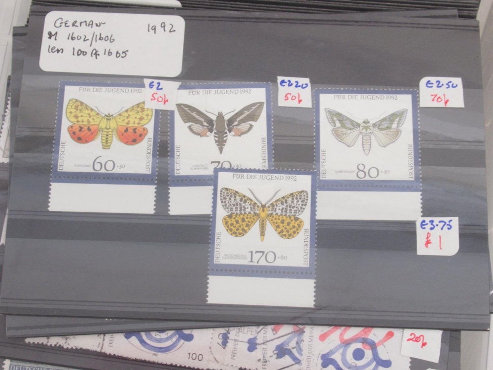 Assorted collection of German Stamp sets, Air World and International Covers, & mixed stamp booklets - Image 9 of 12