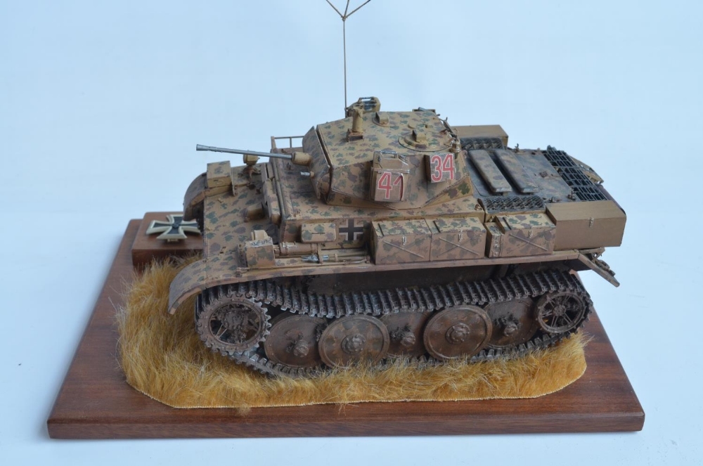 Competently built 1/16 scale Trumpeter WWII German Army PzKfw II Luchs plastic model kit on - Image 2 of 6