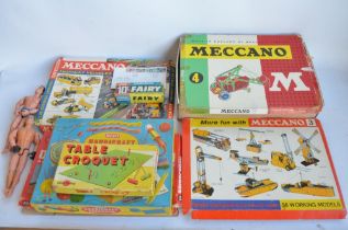 Collection of Meccano including boxed sets (some incomplete, boxes in poor condition), vintage table