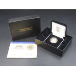 Royal Mint - The 2002 United Kingdom Gold Proof Sovereign, Limited Edition no. 01229/12500, in