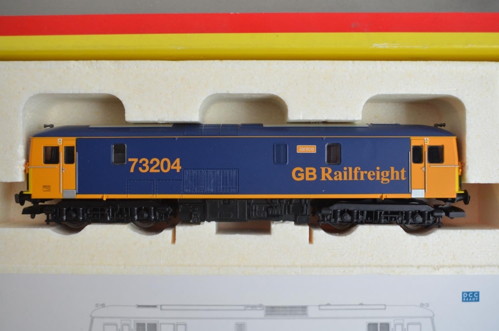 Hornby DCC ready R2654 GB Railfreight Bo-Bo diesel electric Class 73 73204, model mint with - Image 2 of 3