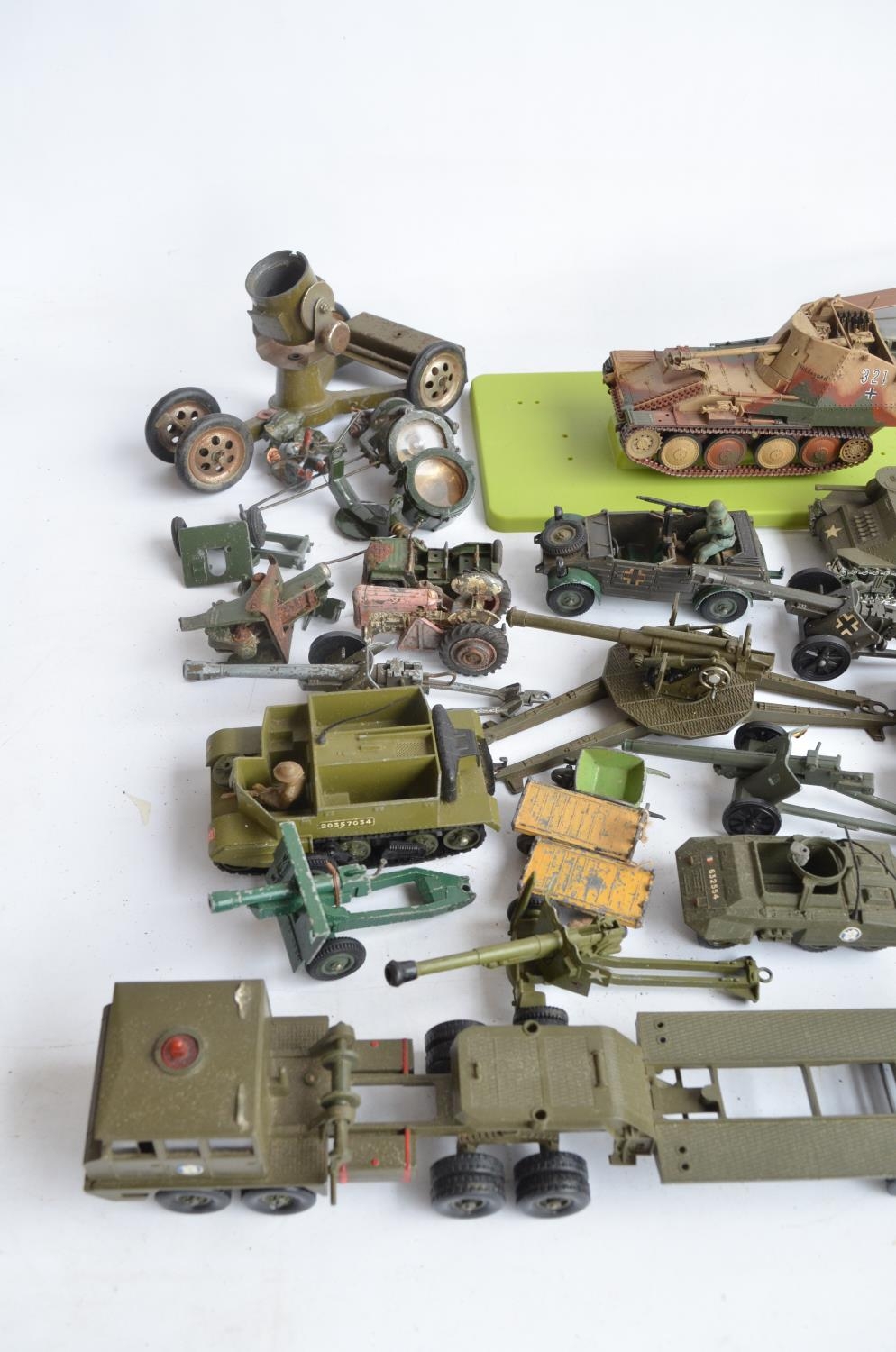 Collection of mostly military diecast model vehicles from Solido, Corgi, Dinky, 21st Century Toys, - Image 6 of 10