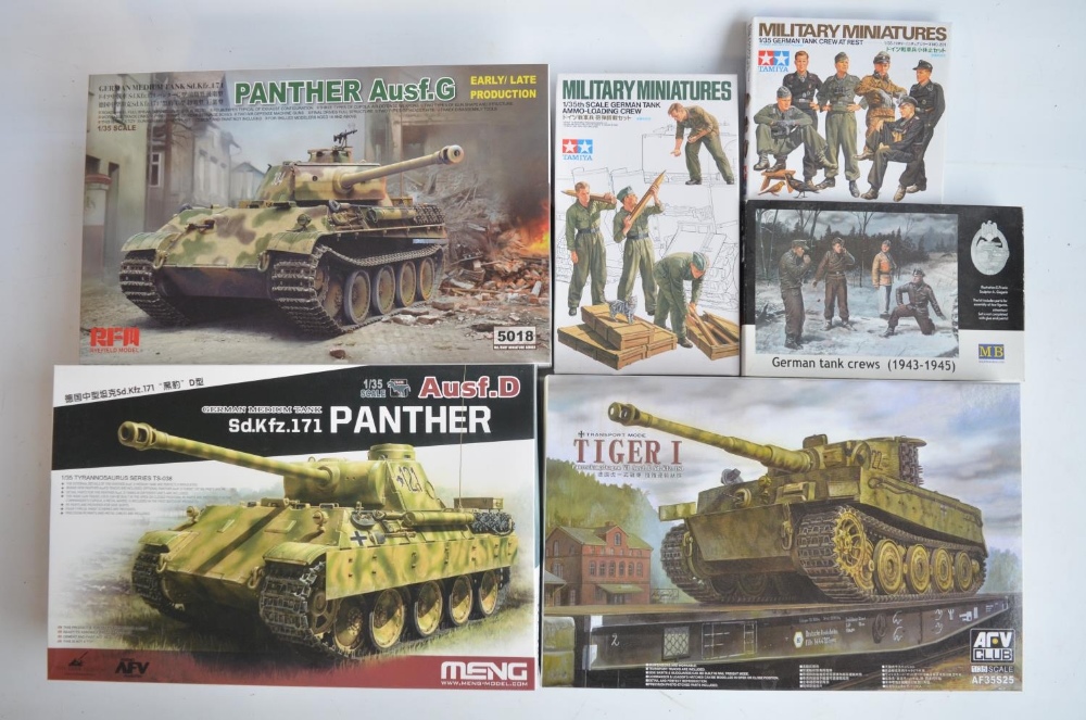 Collection of 6 unstarted 1/35 scale WWII German armour and crew plastic model kits/sets to