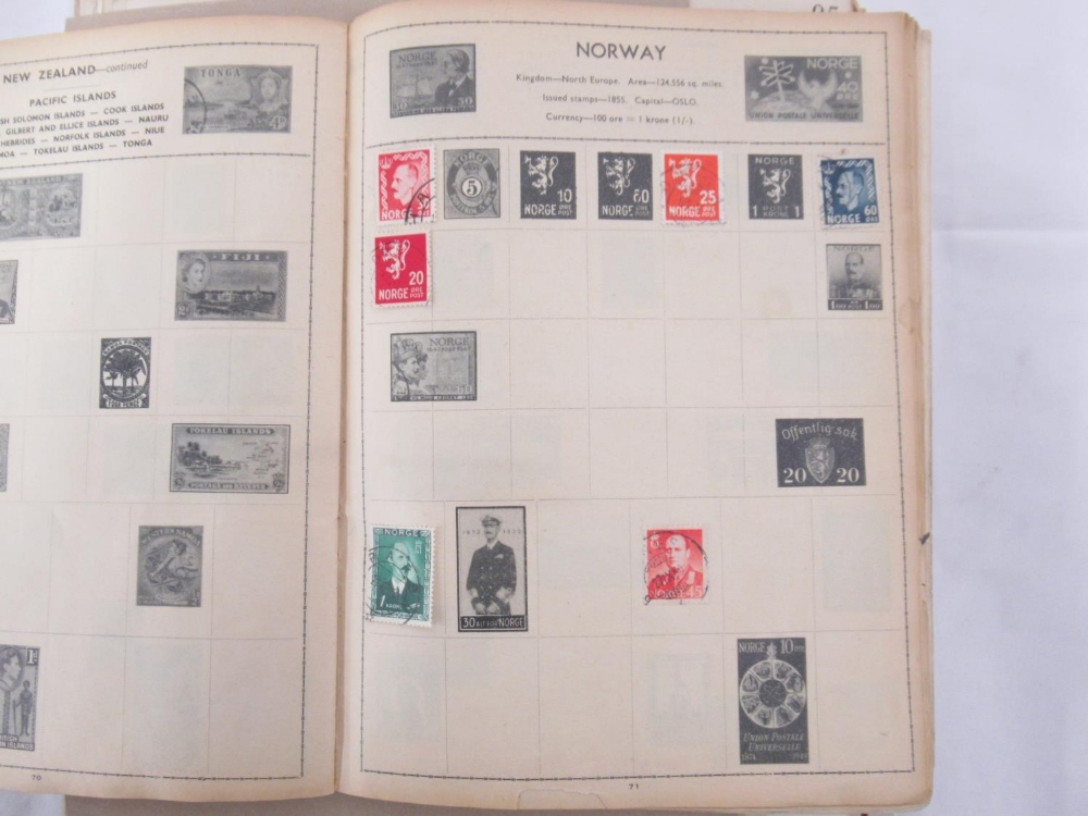 Assorted collection of British and International stamps predominantly c20th in folders/albums and - Image 9 of 13