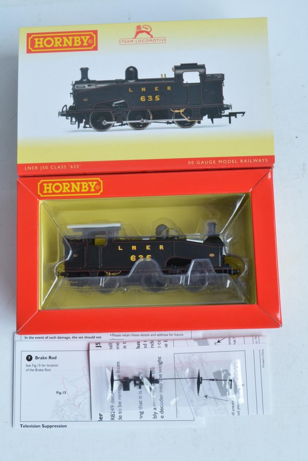 Bachmann OO gauge Digital Freight Set 30-045 with Class 25 diesel and replacement goods wagons ( - Image 8 of 13