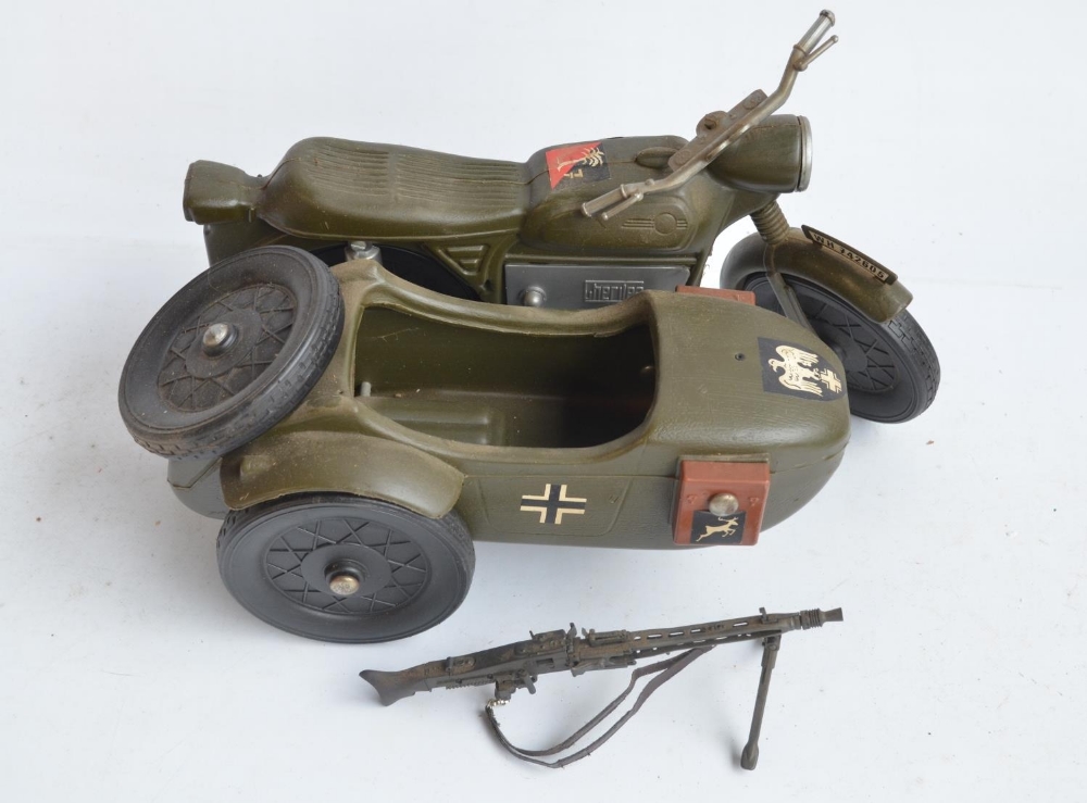 Three 1/6 scale German WWII action figures from Dragon with 3 boxes (please note 1 figure does not - Image 6 of 6