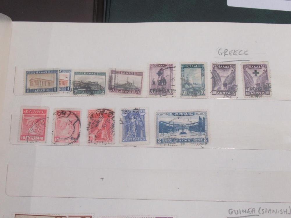 Davo Liechtenstein stamp album, 2 stamp albums cont. various world stamps, Davo USA stamp album - Image 12 of 17