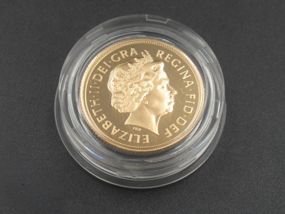 Royal Mint - The 2004 United Kingdom Gold Proof Sovereign, Limited Edition No. 07508/15000, in - Image 3 of 4