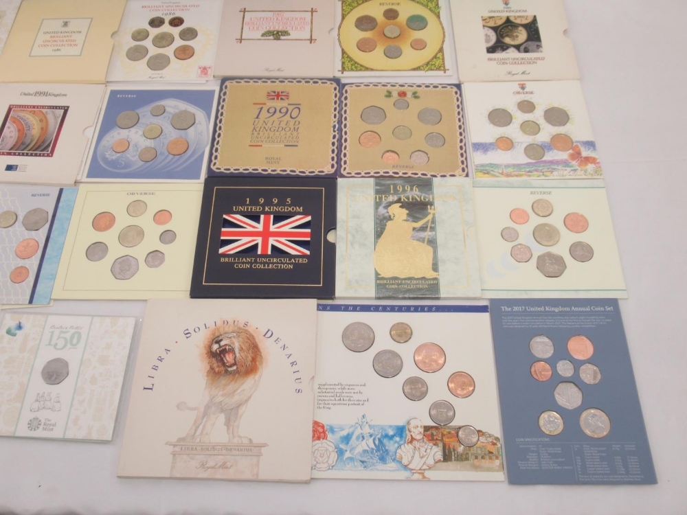 Royal Mint – United Kingdom Brilliant Uncirculated Coin Collection 1986, 1987, 1989-91, 1994-96, and - Bild 2 aus 6