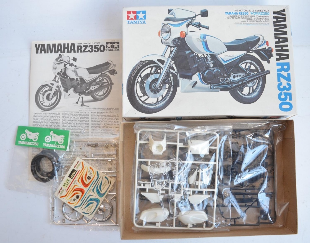 Four unbuilt 1/12 scale plastic model motorcycle kits from Tamiya to include 14012 Kawasaki - Image 10 of 11