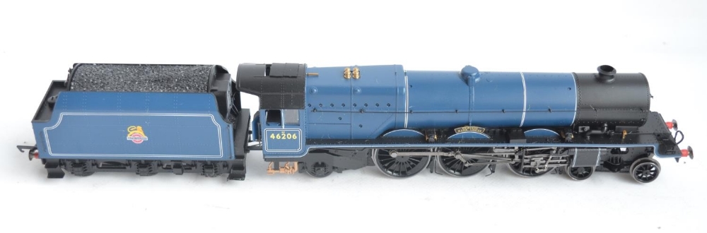 Hornby OO gauge DCC Ready R3711 BR Princess Royal Class 'Princess Marie Louise' in near mint - Image 3 of 4