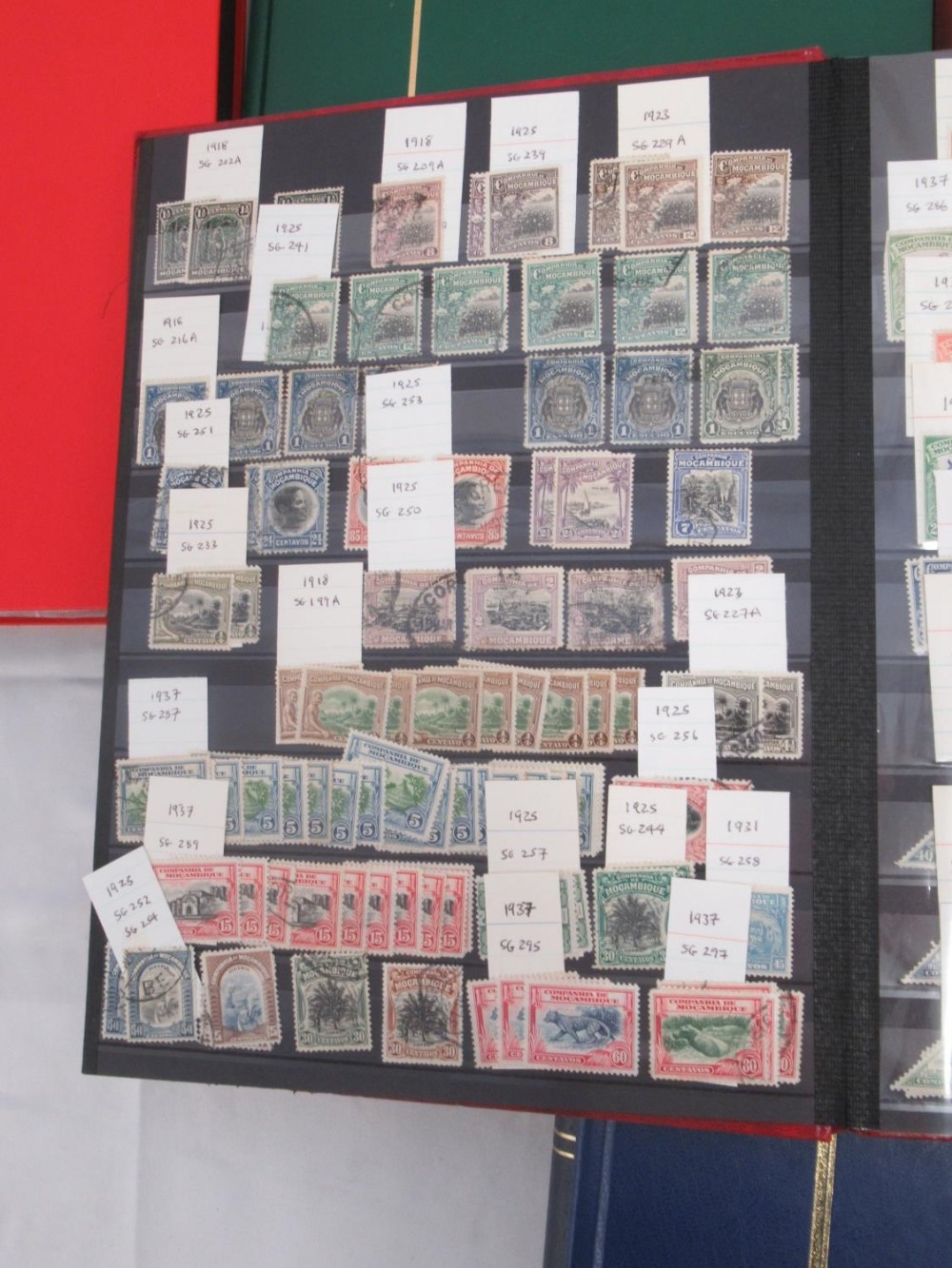 Collection of commonwealth and former commonwealth nations stamps to inc. Stanley Gibbons - Image 19 of 19