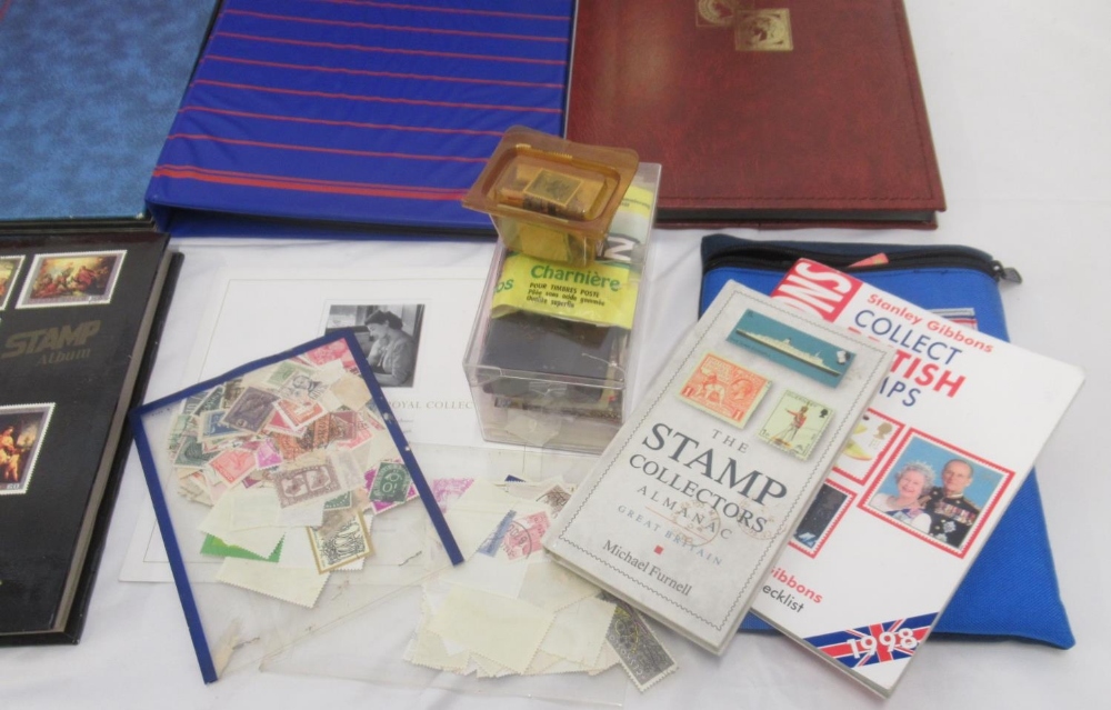 Assorted collection of mixed GB and International stamps loose and in 13 folders/albums, with a - Image 2 of 10