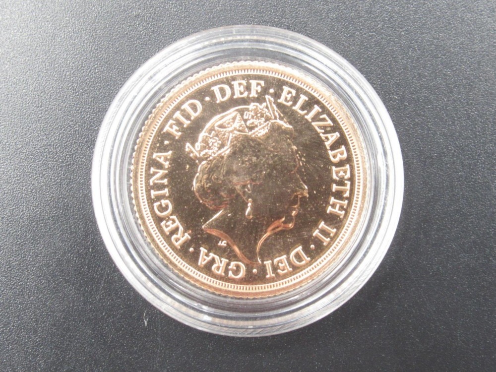 Elizabeth II 2017 sovereign, encapsulated - Image 2 of 2