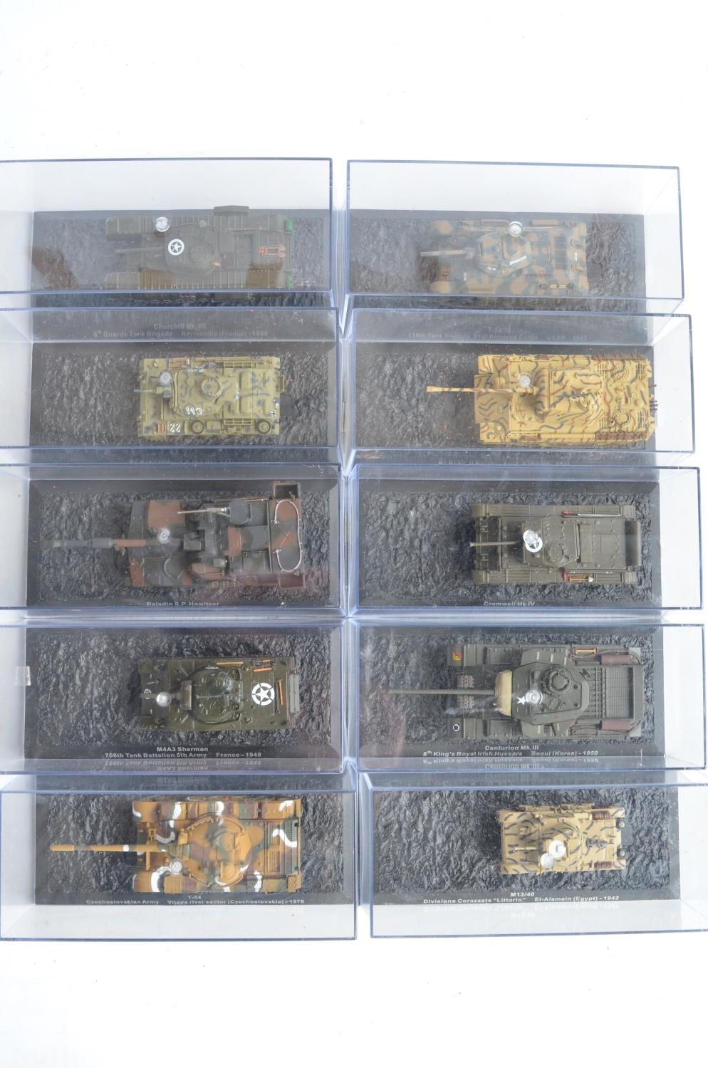 Collection of diecast armour models including 24 cased 1/72 tanks from DeAgostini (no magazines), - Image 2 of 8