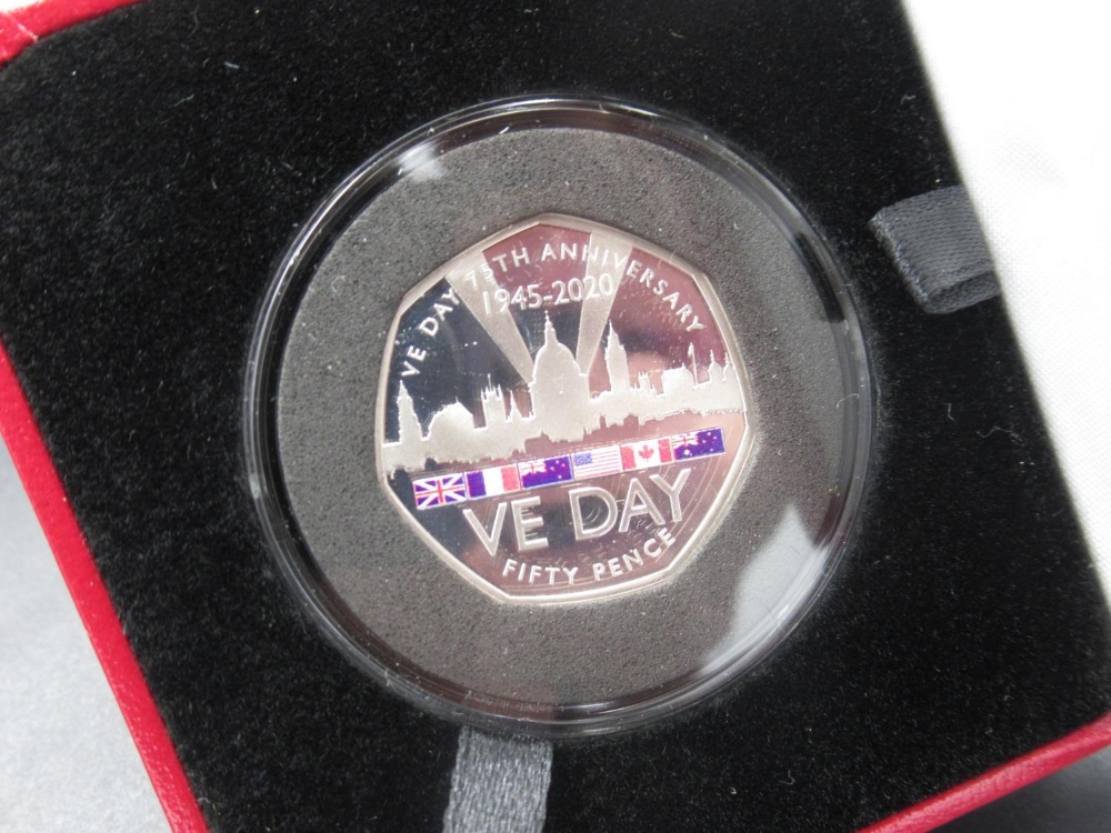 Pobjoy Mint - VE Day 75th Anniversary proof 22ct gold Piedfort 50p coin, with original box and COA - Image 5 of 6