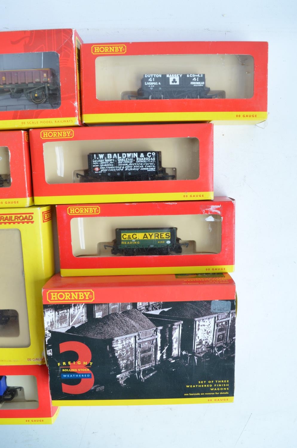 Collection of boxed OO gauge goods wagons and multi wagon sets from Hornby to include R6332A 3x - Image 2 of 6